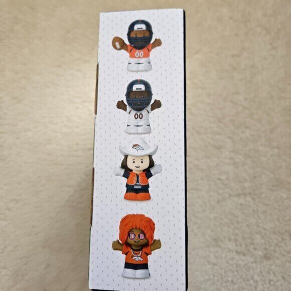 Little People Collector x NFL Denver Broncos Set "United in Orange" - Picture 6 of 6